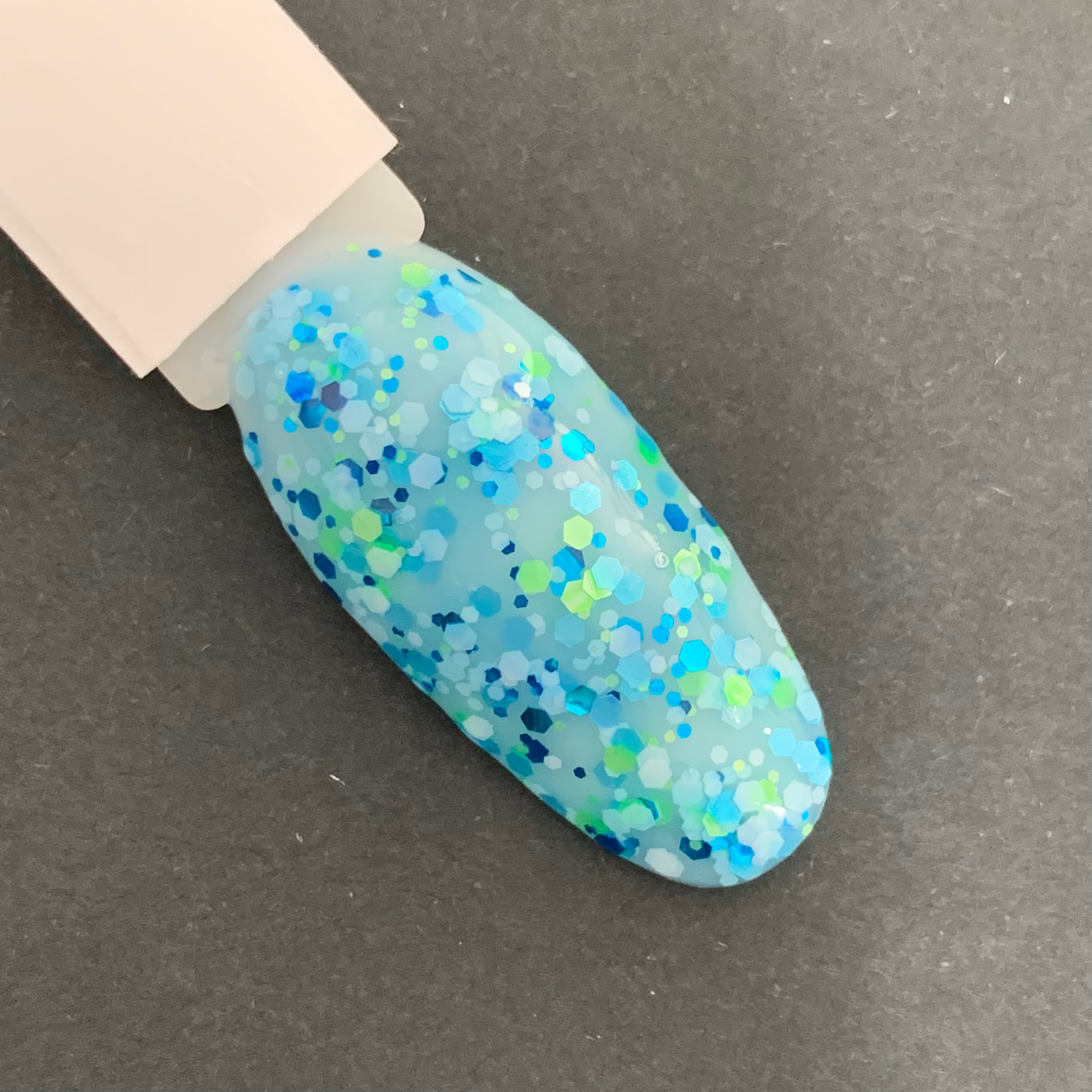 Blue Confetti 15ml · G045