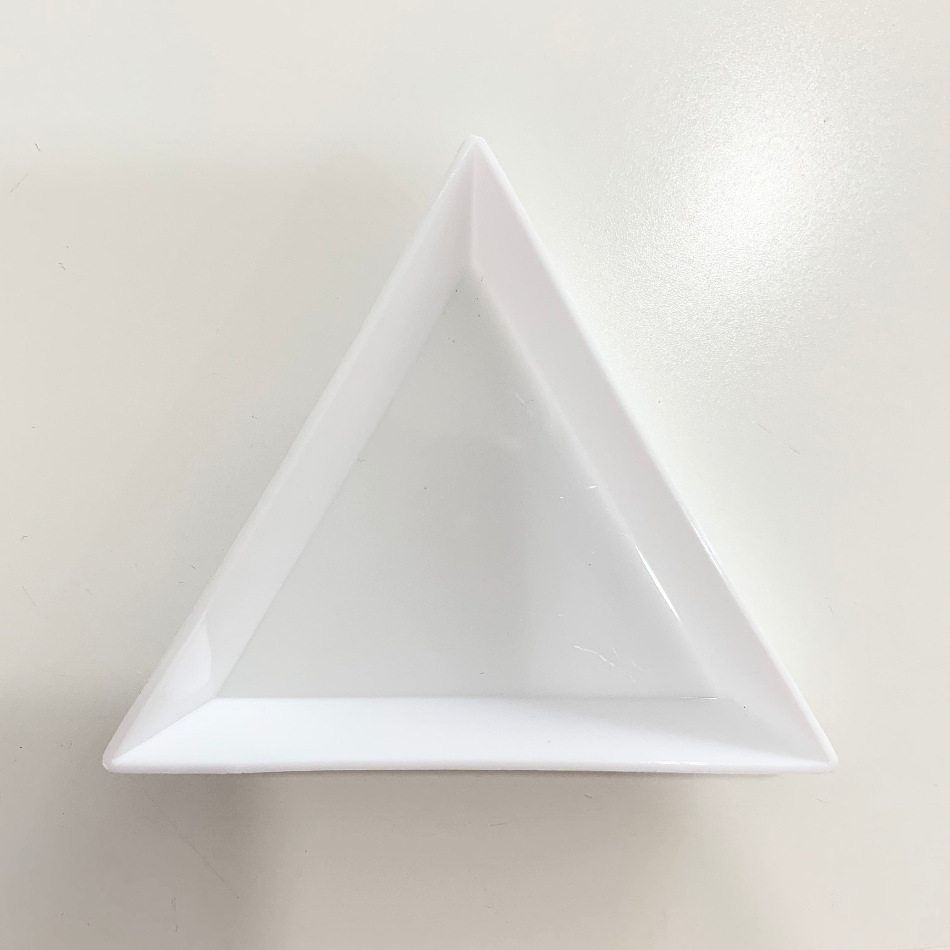 Triangle Plate for Nail Accessories